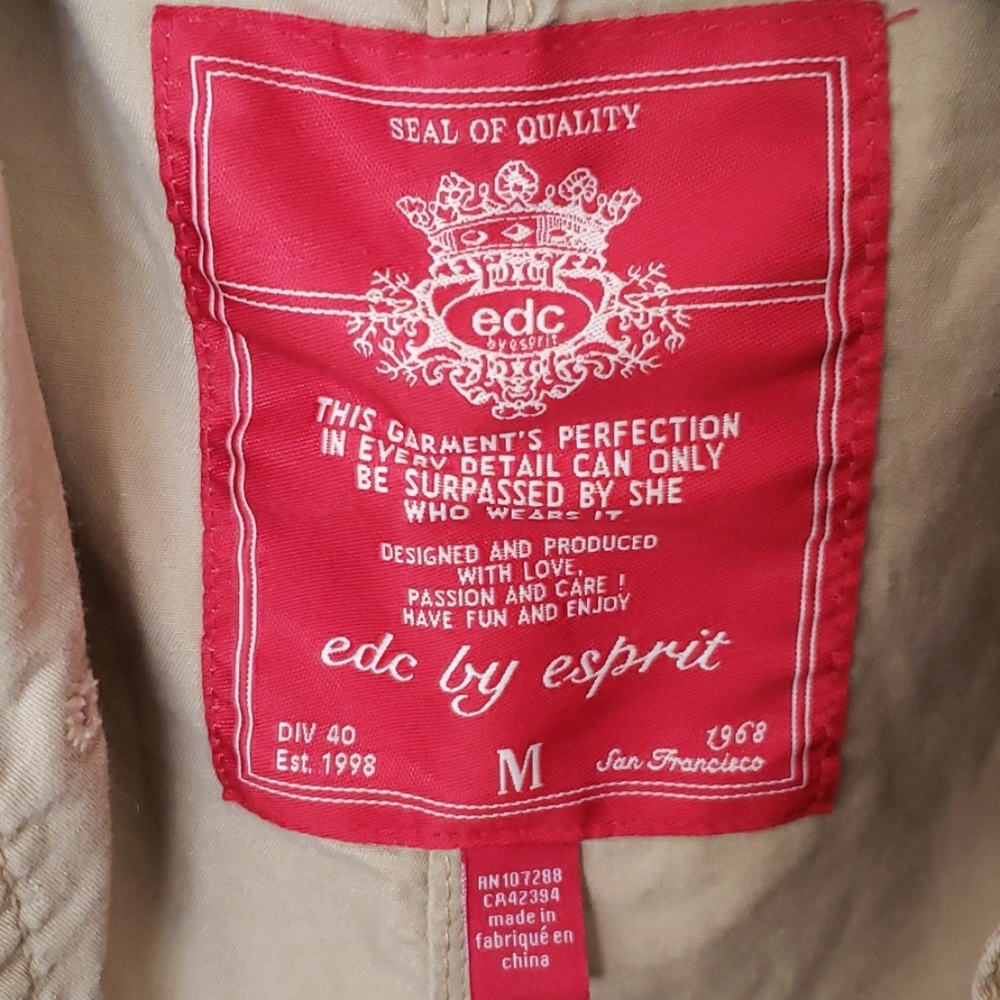 Jacket - Picture 2 of 4